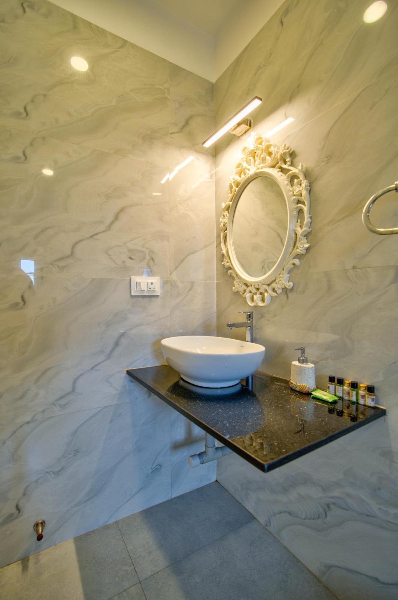 Candolim Beach White Residency บากา ภายนอก รูปภาพ